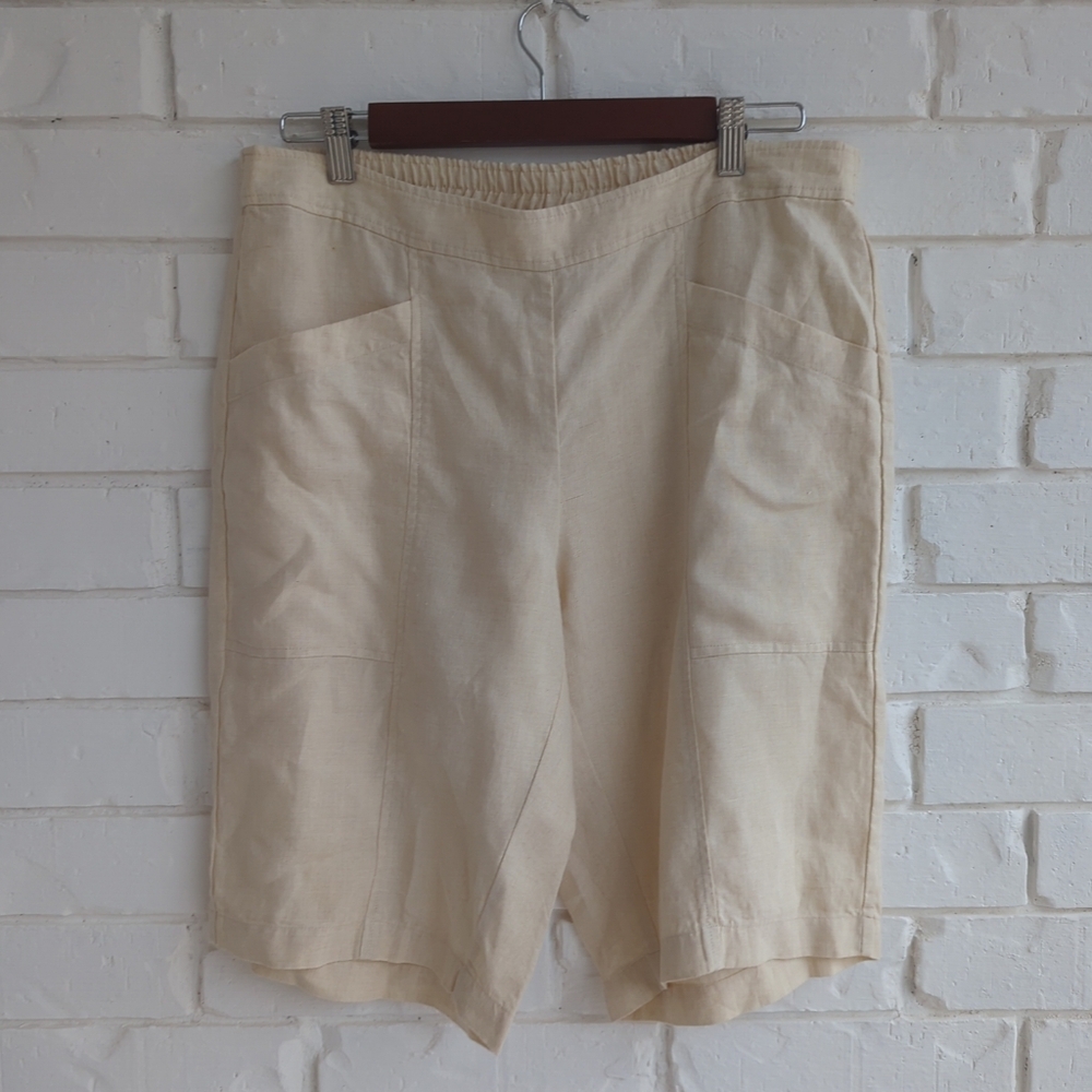 Eileen Fisher  Natural City Organic  linen Elastic Oatmeal Waist Shorts